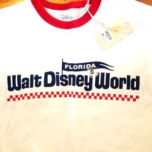Disney Parks Van Ringer Tshirt